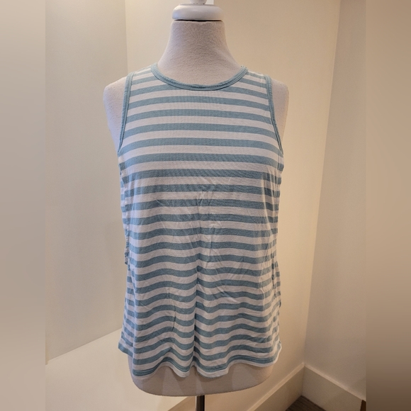 Old Navy Sunday Sleep Maternity Nursing Tank - Picture 3 of 8